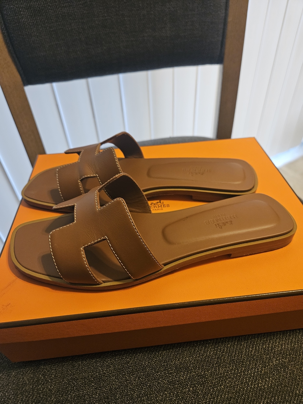 Hermes Oran Sandal - Picture 4 of 9